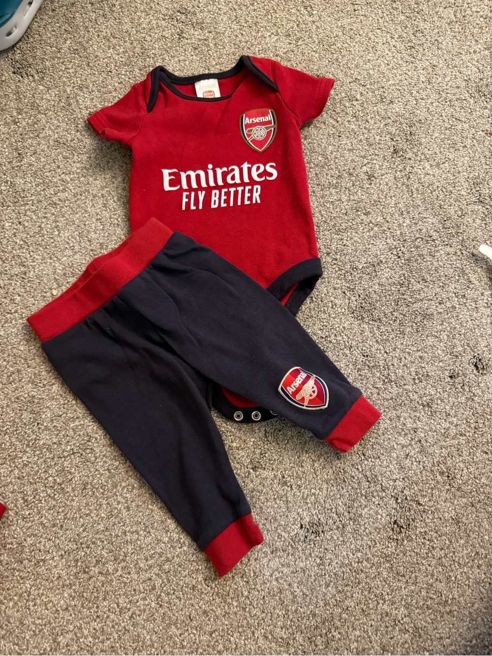 Arsenal Infant Two-Piece Set 0-3M